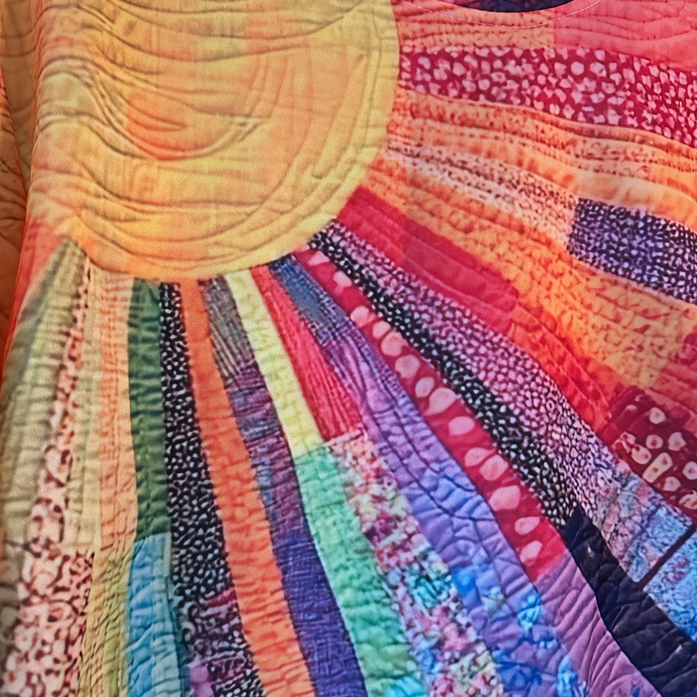 Colorful Sunburst top - Picture 2 of 3